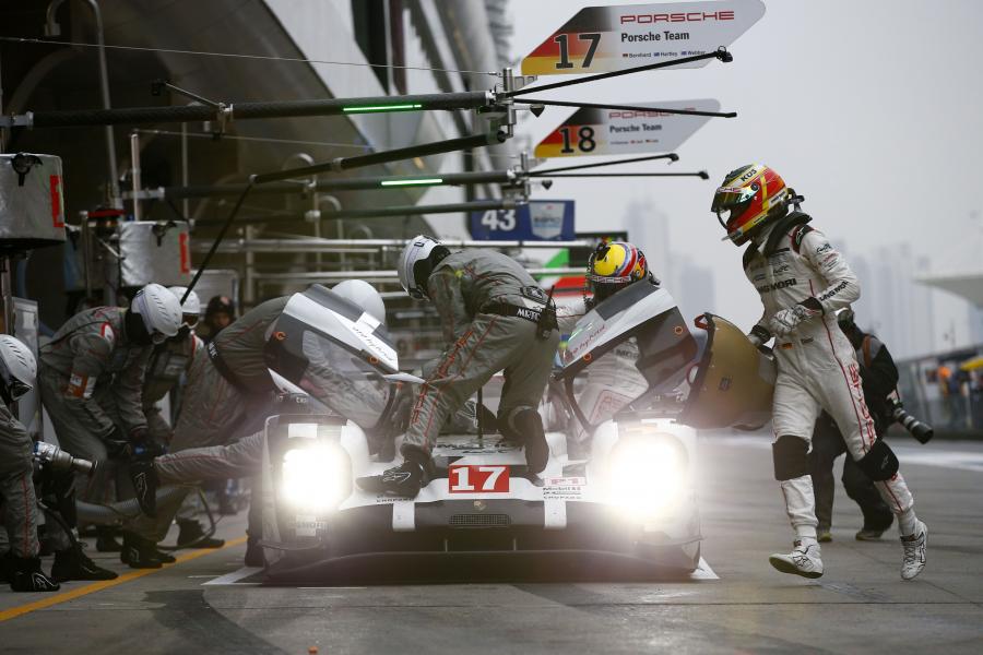  Porsche 919 Hybrid 2015 года  (фото 375 из 481)